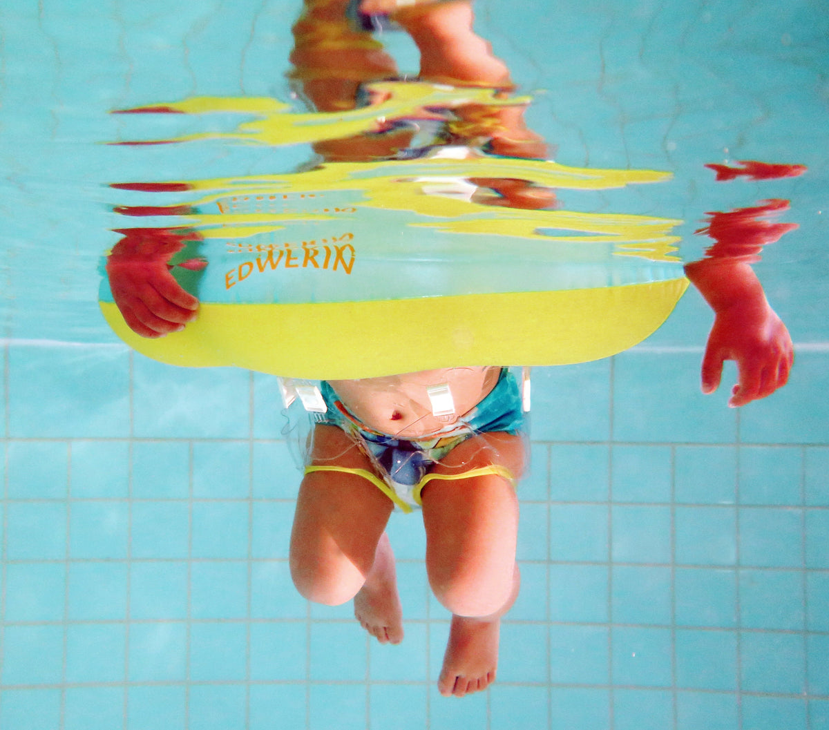 Baden im Herbst: 6 Tipps für Babys & Kleinkinder